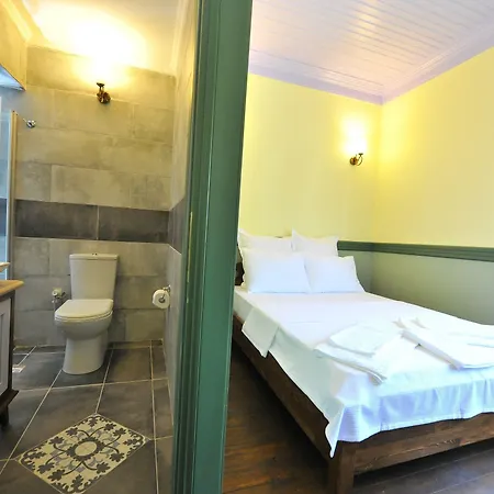 Petrino Goekceada Hotel&kitchen Bed and breakfast