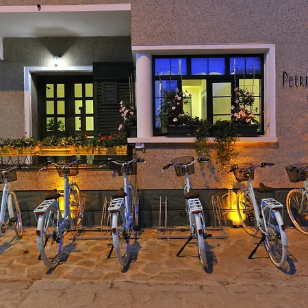 Petrino Goekceada Hotel&kitchen