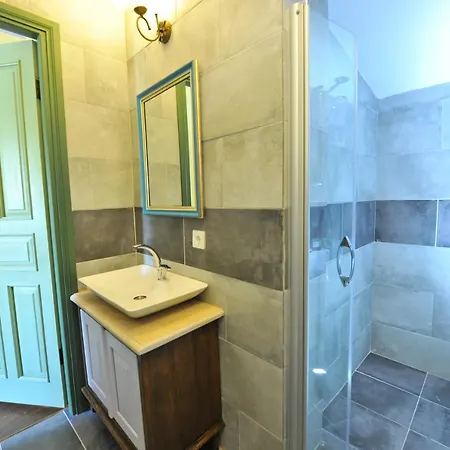 Bed & Breakfast Petrino Goekceada Hotel&kitchen 3*