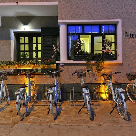 Bed & Breakfast Petrino Goekceada Hotel&kitchen Gokceada