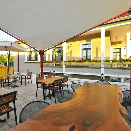 Petrino Goekceada Hotel&kitchen Bed & Breakfast